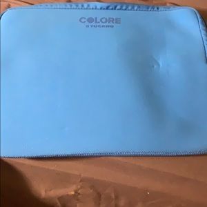 Blue laptop case.